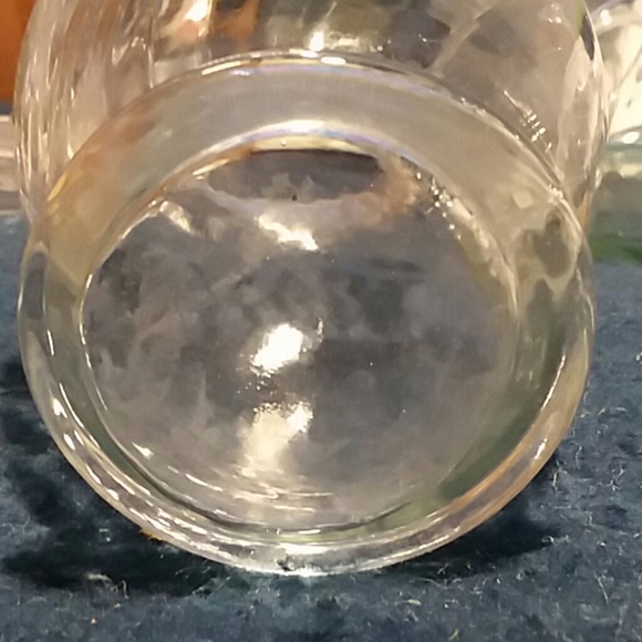 Swirl Texture Vases - Picture 2 of 4